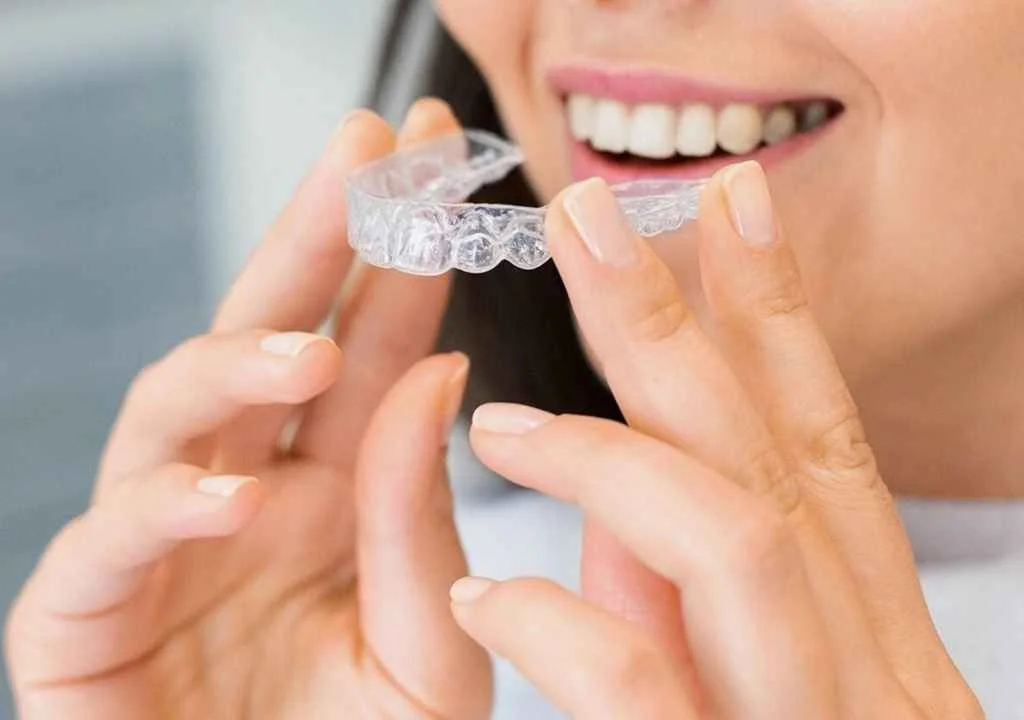 Invisalign-Hero